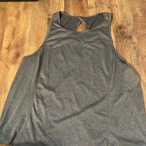 Size XL Gray Workout Top with Open Back